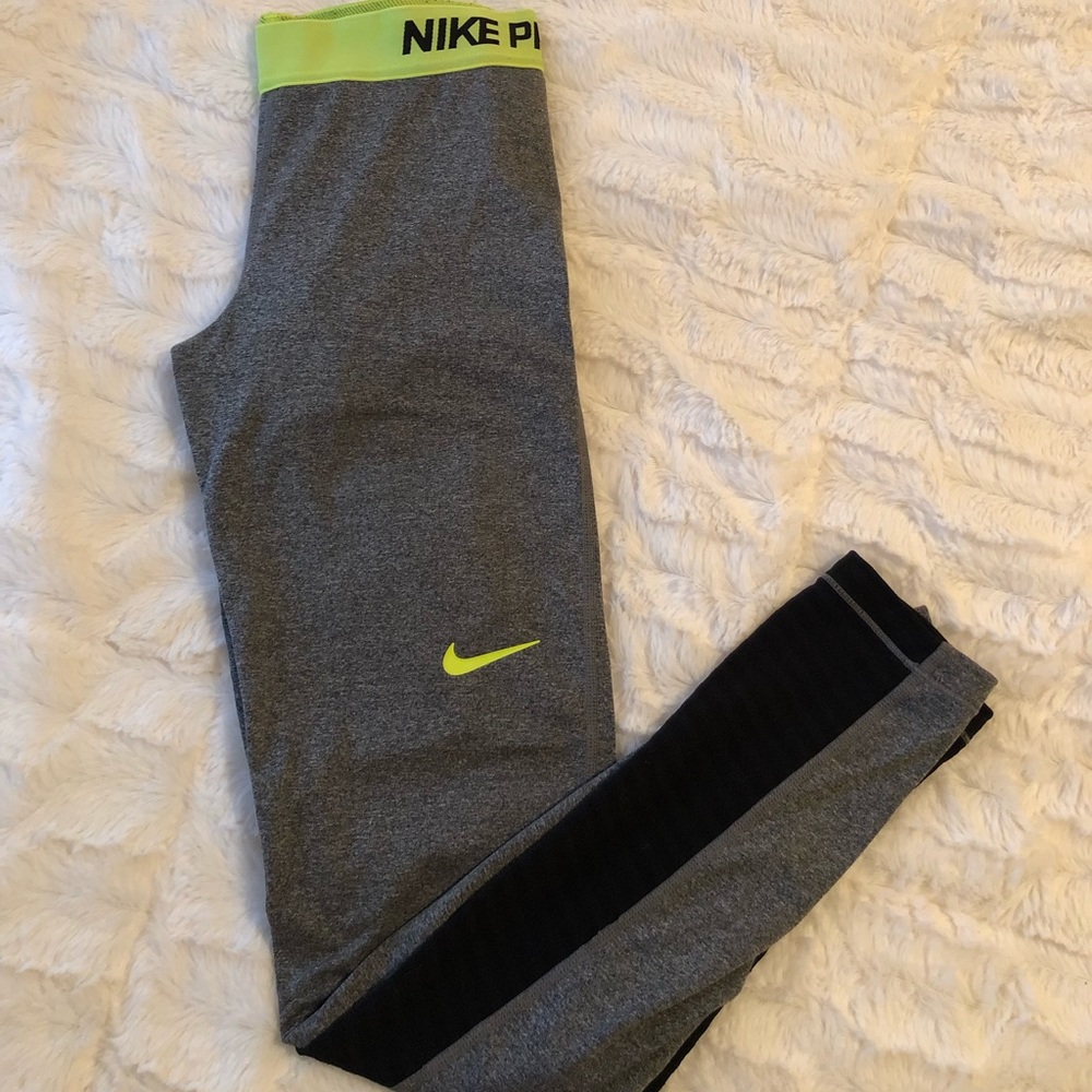 Nike pro leggings